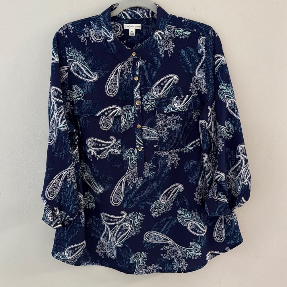 Croft & Barrow Womens XL Navy Blue Paisley Roll Tab Sleeve Button Blouse Tunic‎